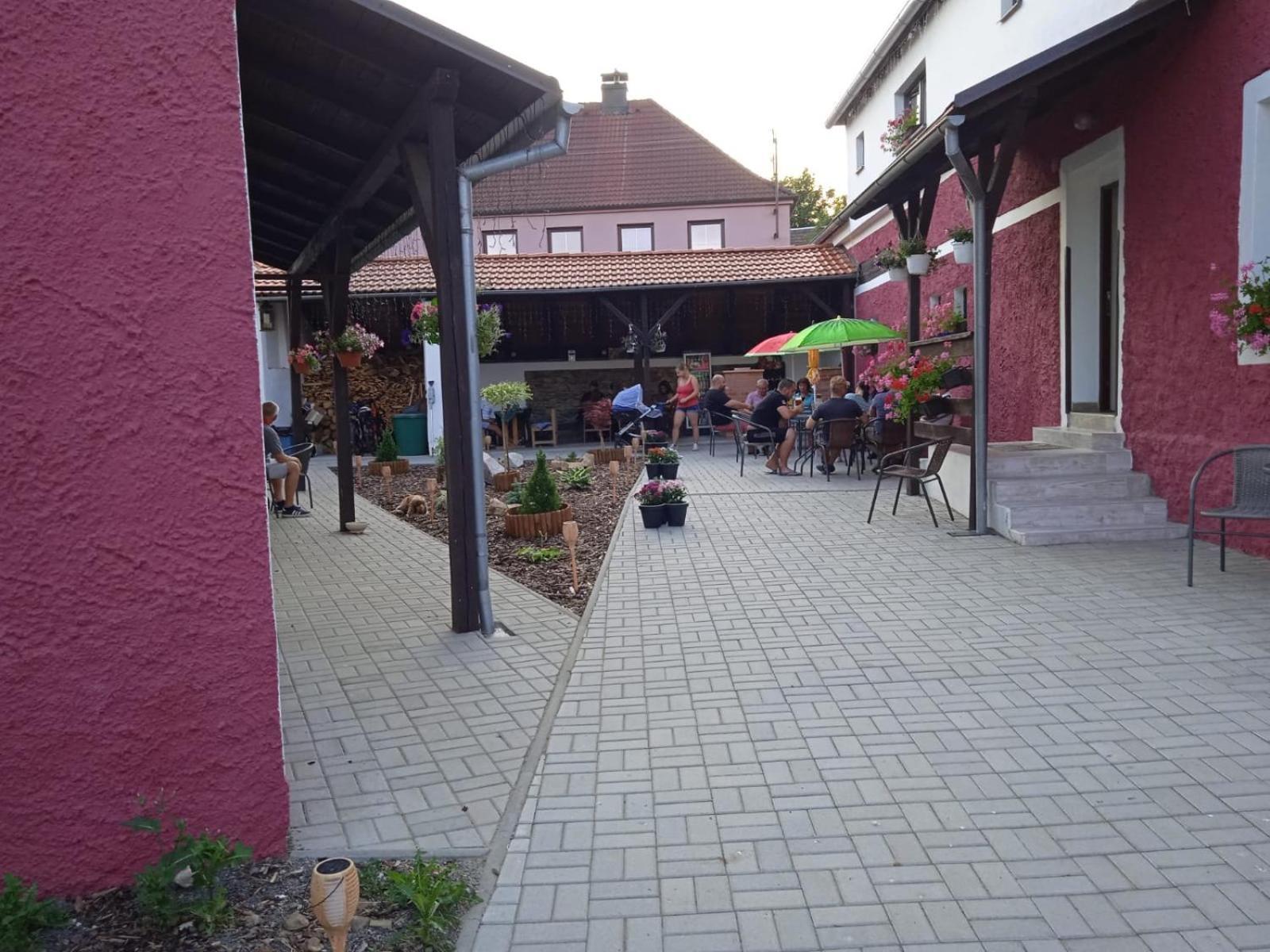 Penzion Dagmar Kokasice Extérieur photo